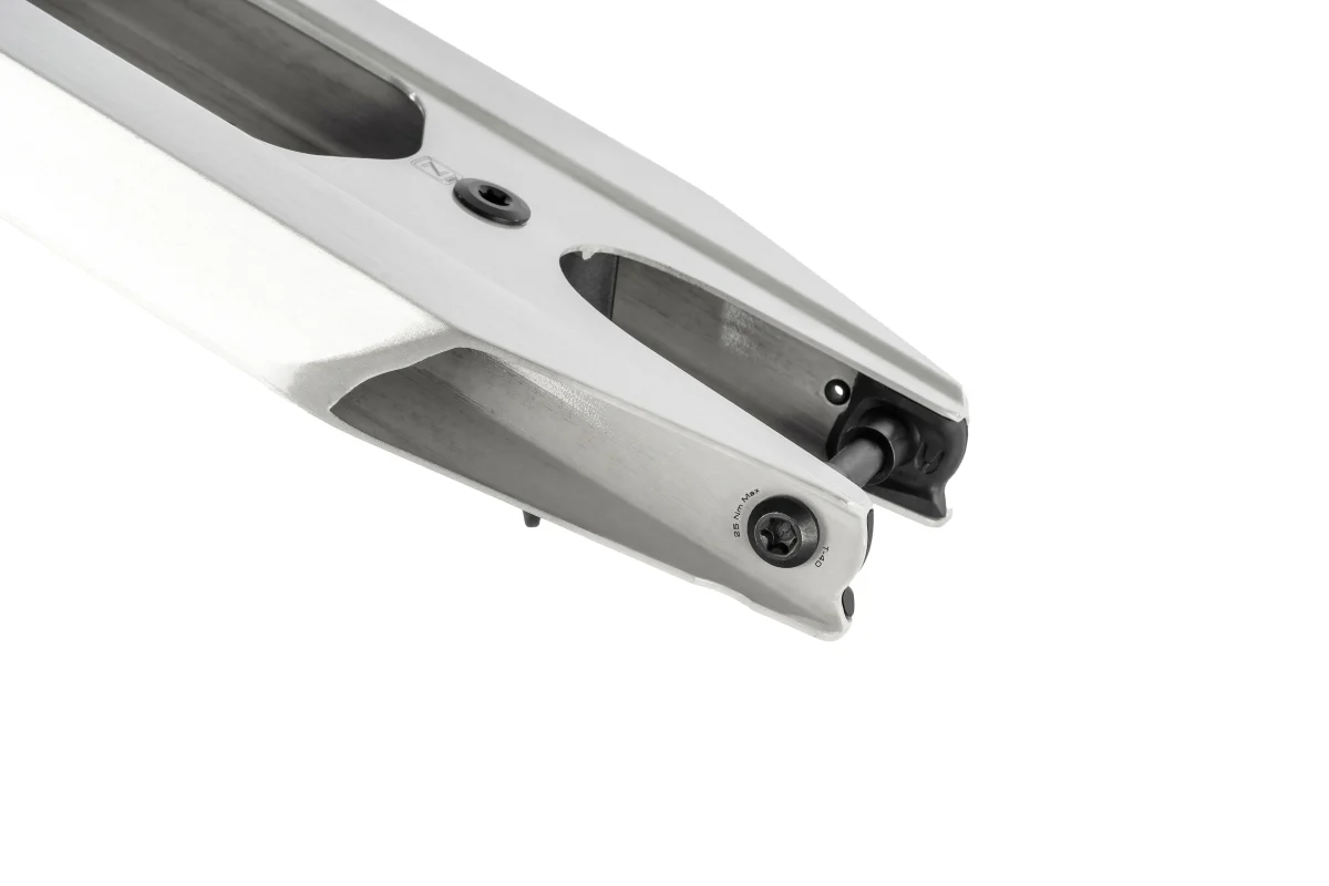 Ethic DTC Pandemonium V2 Scooter Deck 19.7″ (500mm) - Raw - Image 4