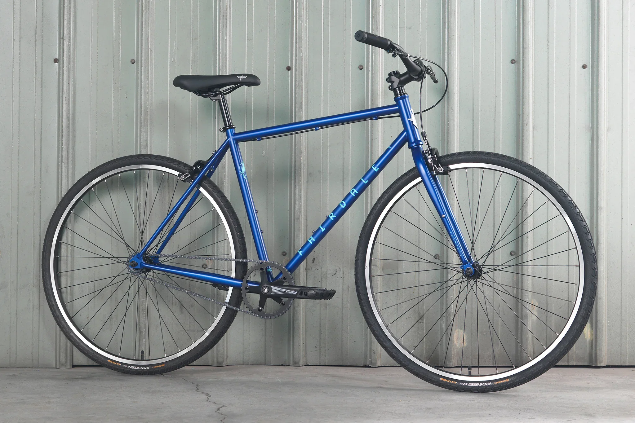 Fairdale Express Complete Cruiser Bike - Matte Royal Blue - Image 2
