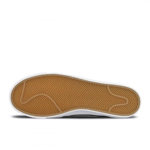 Nike Shoes SB Zoom Blazer Low XT - Black/White-Gum Light Brown - Image 3