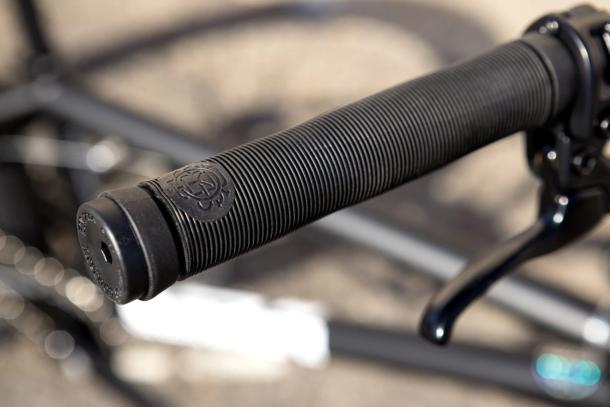 Sunday Wavelength (Csst) 21″ Gary Young Signature Complete BMX Bike - Matte Black - Image 11