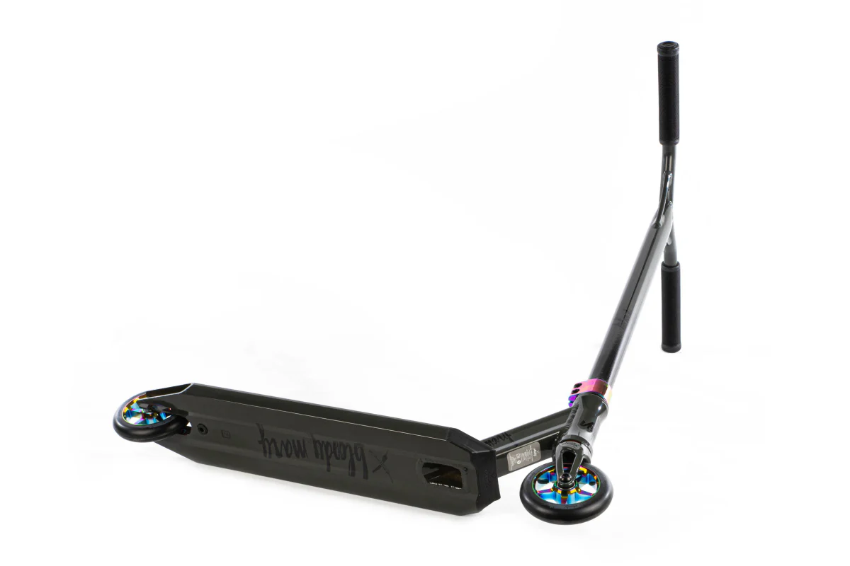 Versatyl Bloody Mary V2 Complete Scooter - NeoChrome - Image 2
